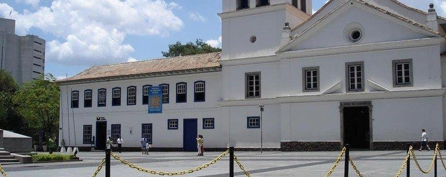 Cone de Sinalização de Coronavírus