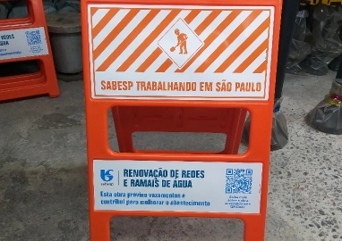 Cavaletes de Sinalização Portáteis da Tuboart