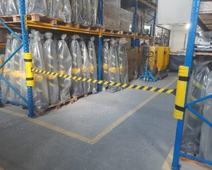 Abre e fecha retrátil para porta pallets da Tuboart