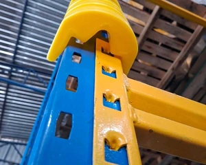 Protetor de impacto para porta pallets da Tuboart